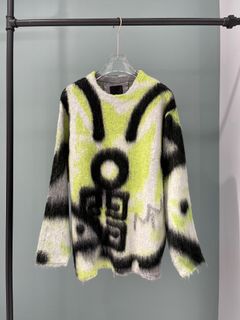 (Category: ) located in . Submitted by luxurycloset.shop (Listing ID 1188969691, Image 1). Description: .