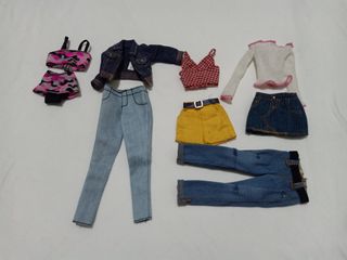 (Category: ) located in . Submitted by allaboutdolls (Listing ID 1189127497, Image 1). Description: .