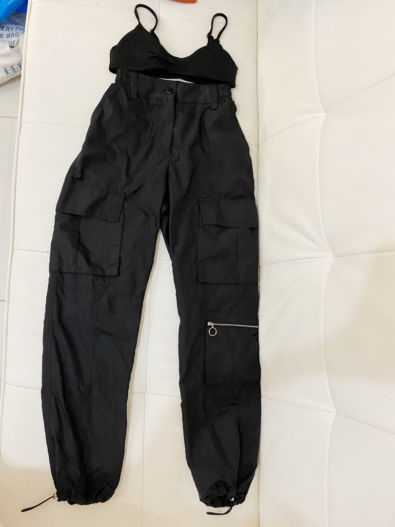 Bershka Cargo Pants, Women's Fashion, Bottoms, Other Bottoms on Carousell