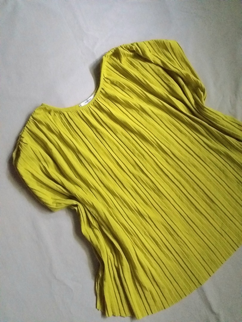 Mustard Printed Cropped Blouse main image 0