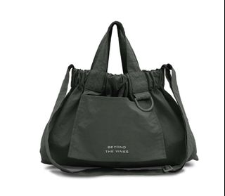 (Category: ) located in . Submitted by luxeedit (Listing ID 1188977778, Image 1). Description: .