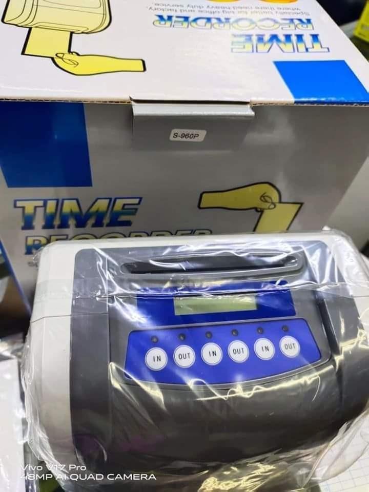 BUNDY CLOCK TIME RECORDER, Furniture & Home Living, Home Decor, Clocks