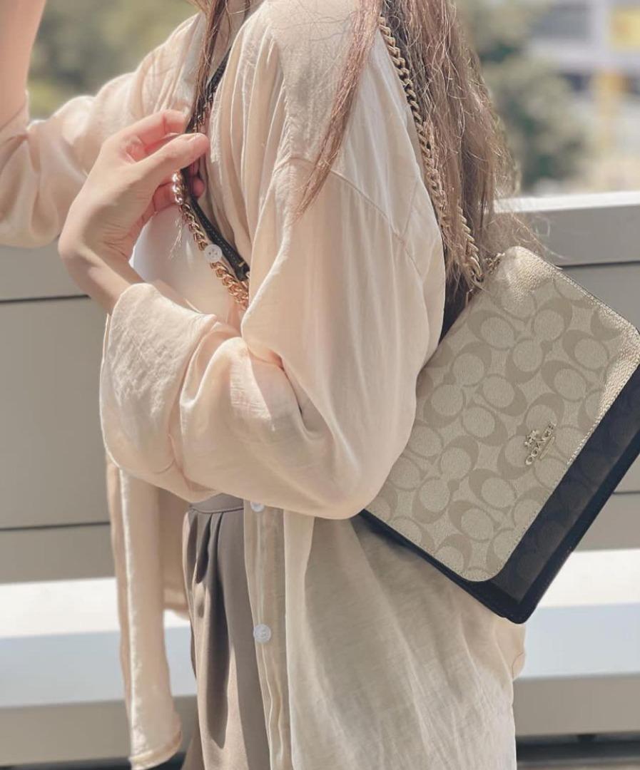 CD866 Coach Klare Crossbody In Blocked Signature Canvas Women s Fashion Bags Wallets Cross body Bags on Carousell
