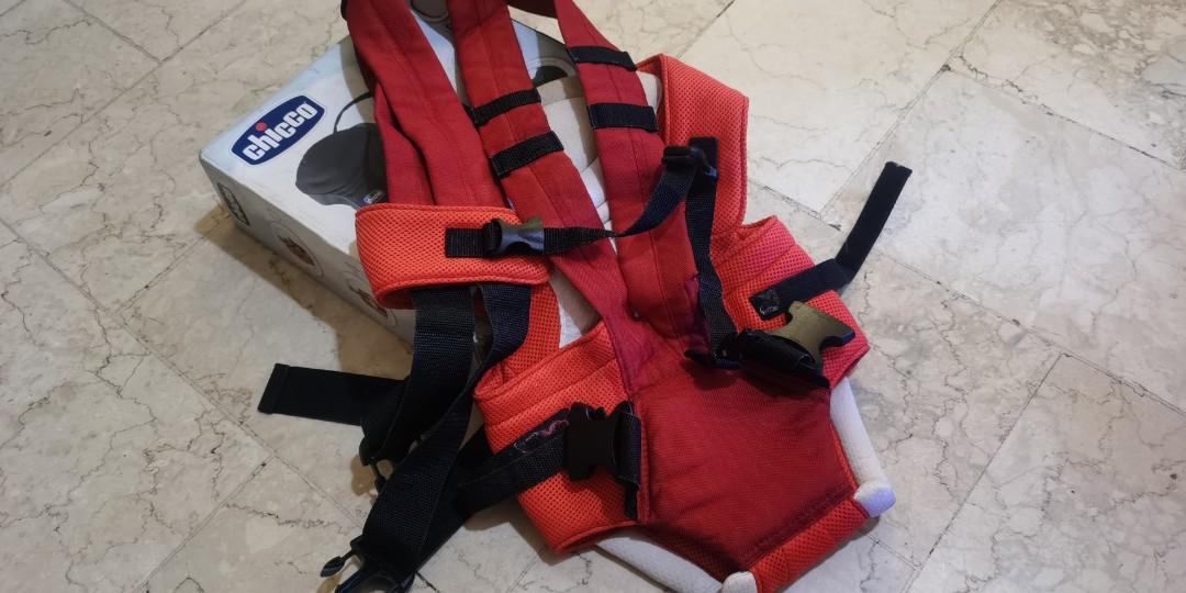 Chicco Baby Carrier Red Original, Babies & Kids, Going Out