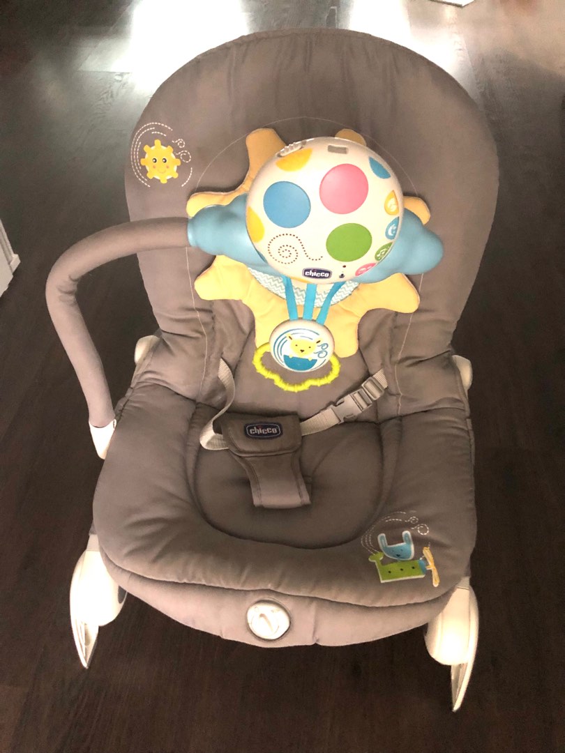 Chicco baby chair, Babies & Kids, Baby Nursery & Kids Furniture, Kids