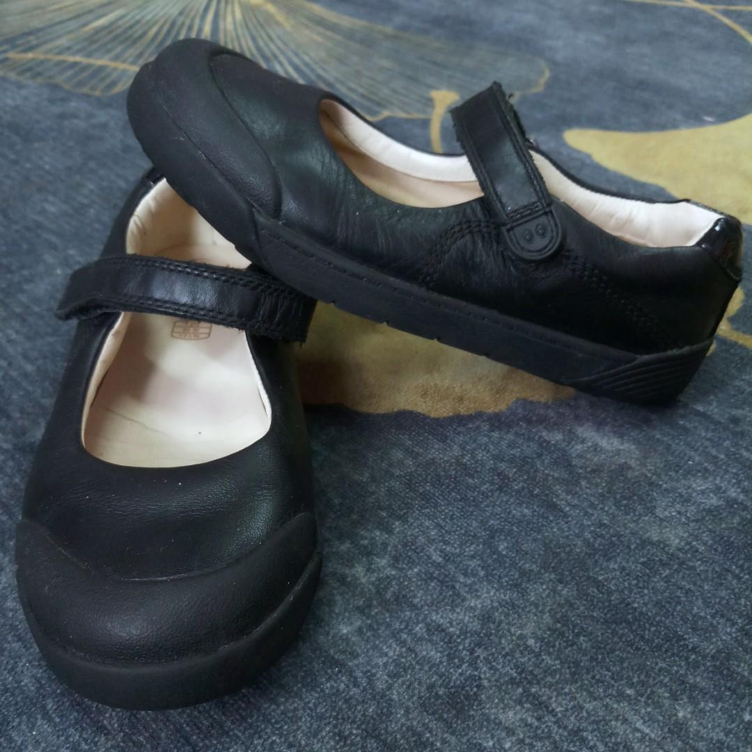 Clarks Lil Folk Bud School Kids Shoes