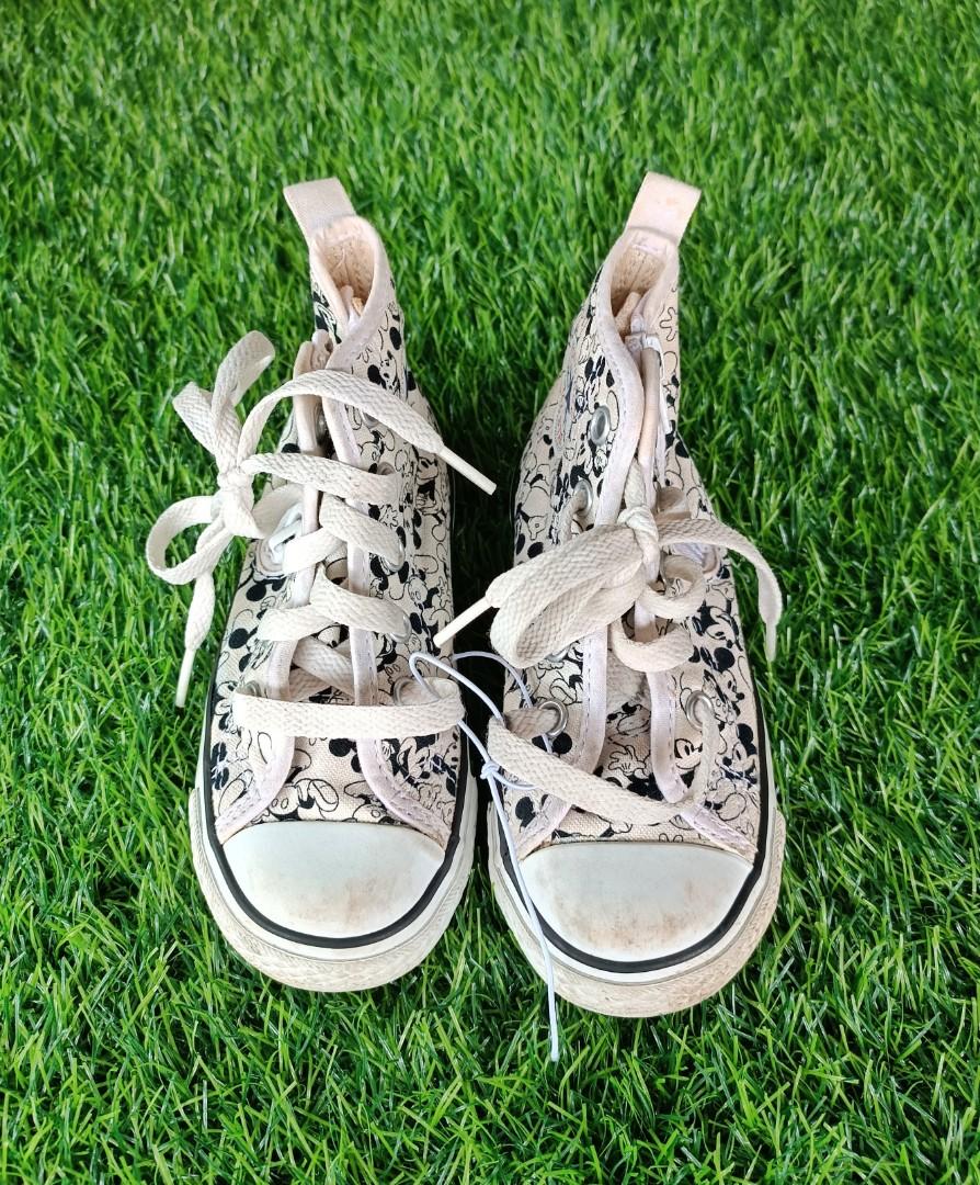 Converse disney shoes hot sale