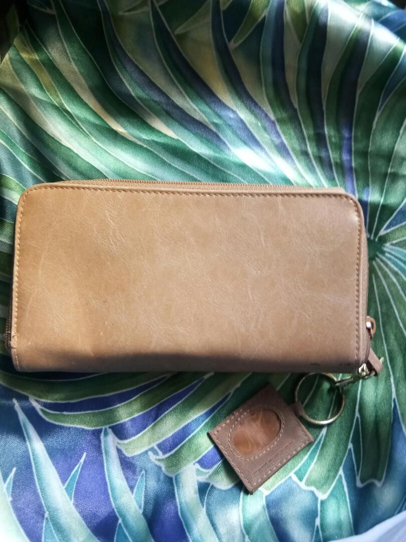 Genuine Guang Tong Tiny Leather Cross Body Strap Wallet/purse 