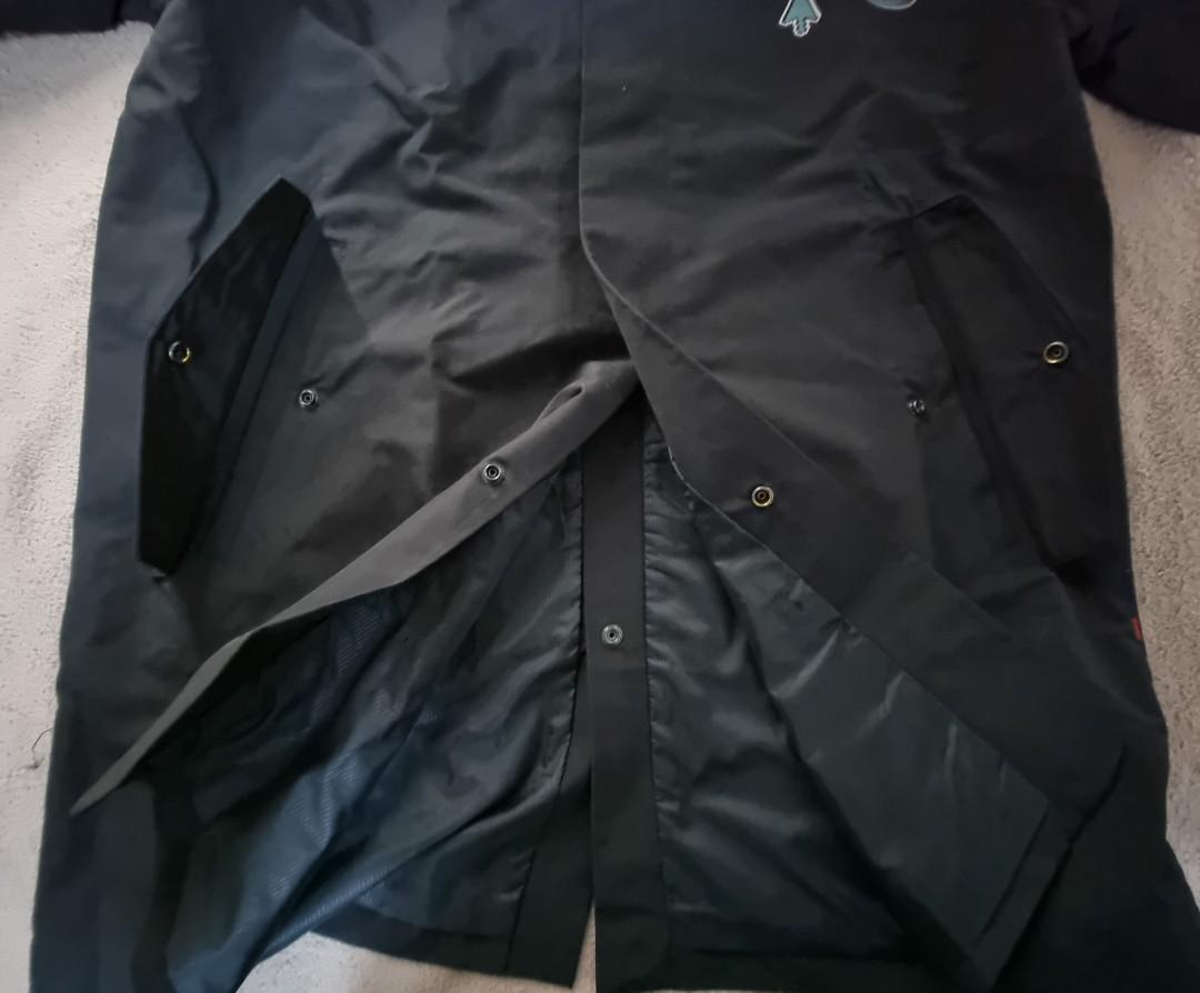 Herschel Stowaway Mac Jacket Black WCamo Medium with Lenovo
