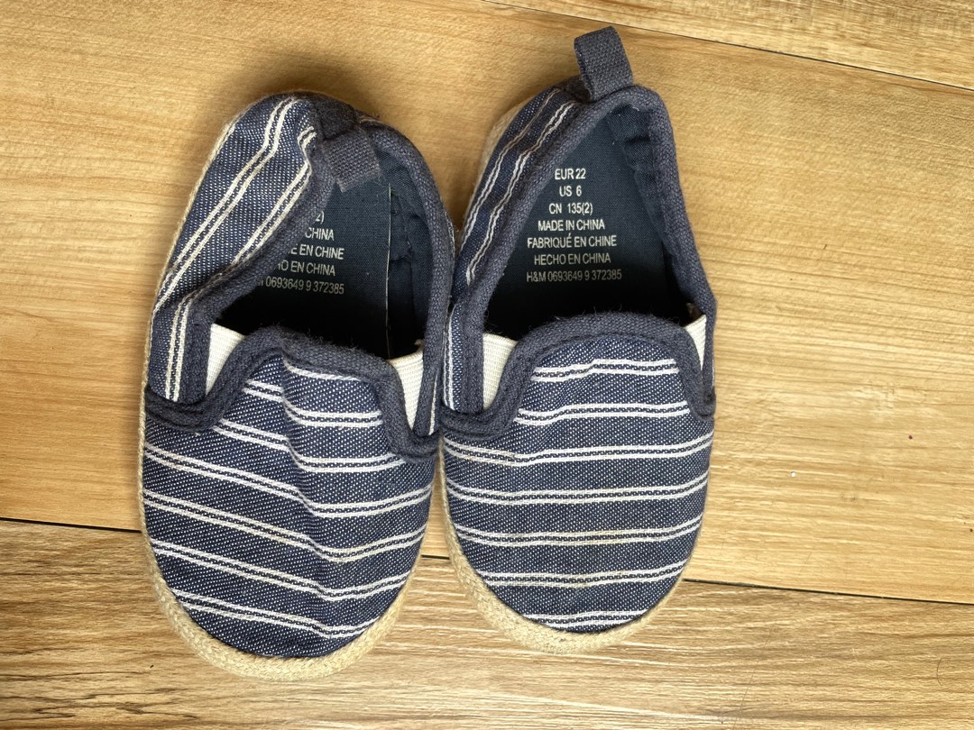 H&M slip on, Babies & Kids, Babies & Kids Fashion on Carousell