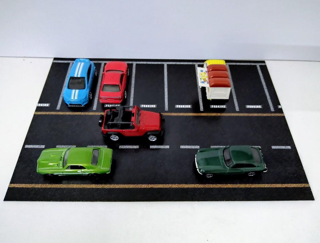 Hot wheels size 164 Diecast Road Parking Papercraft (does not include