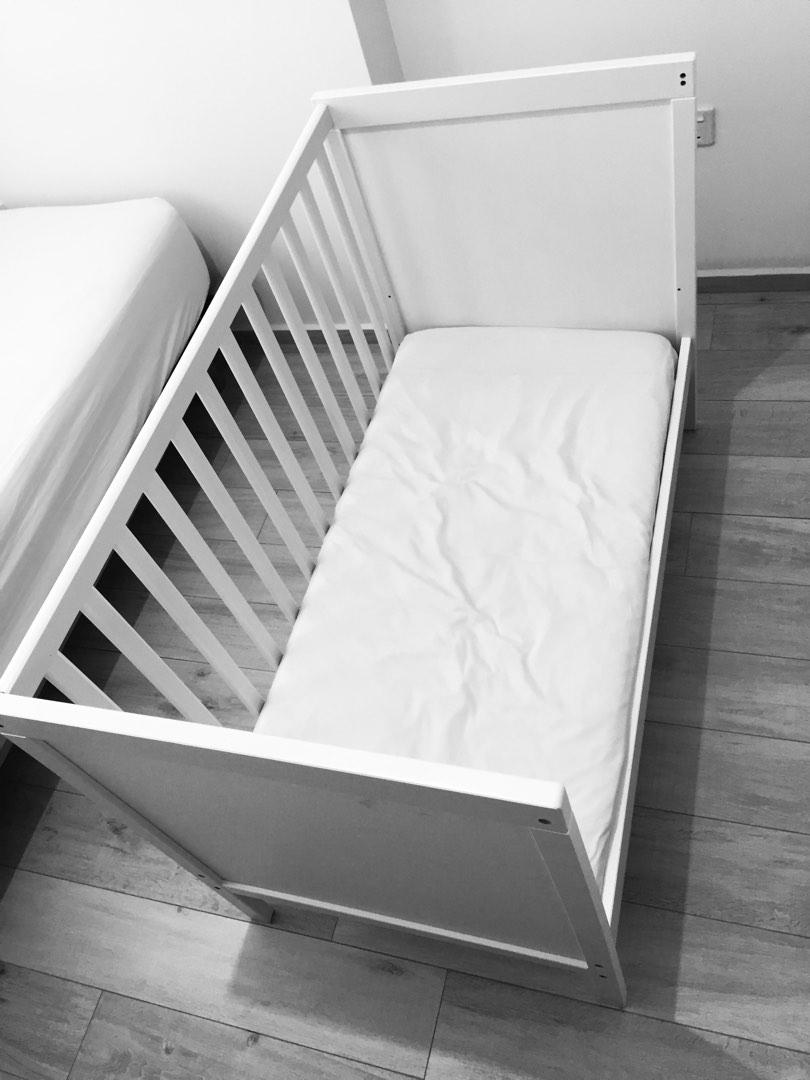 Ikea sundvik sales crib white