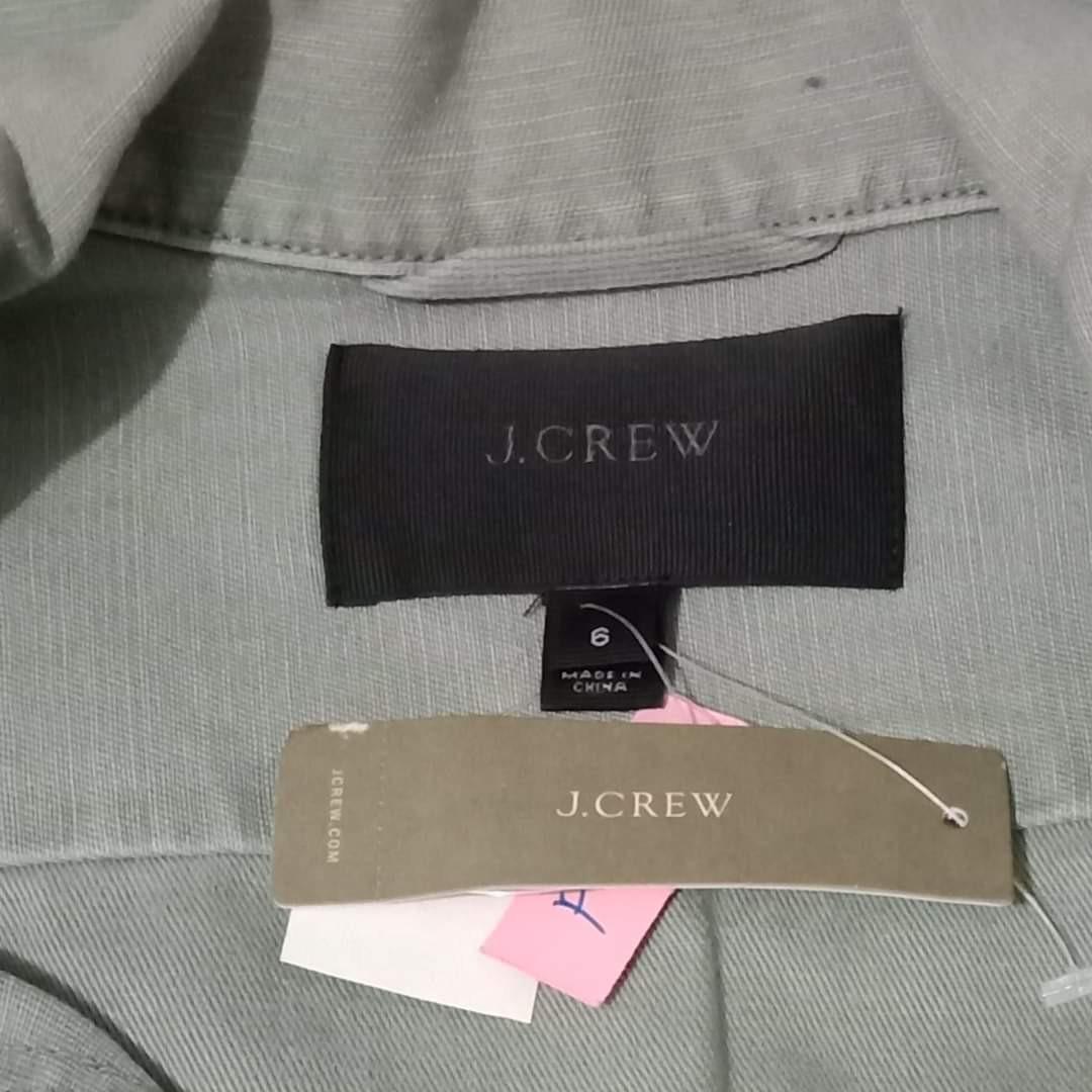 J CREW MAN'S DENIM JACKET