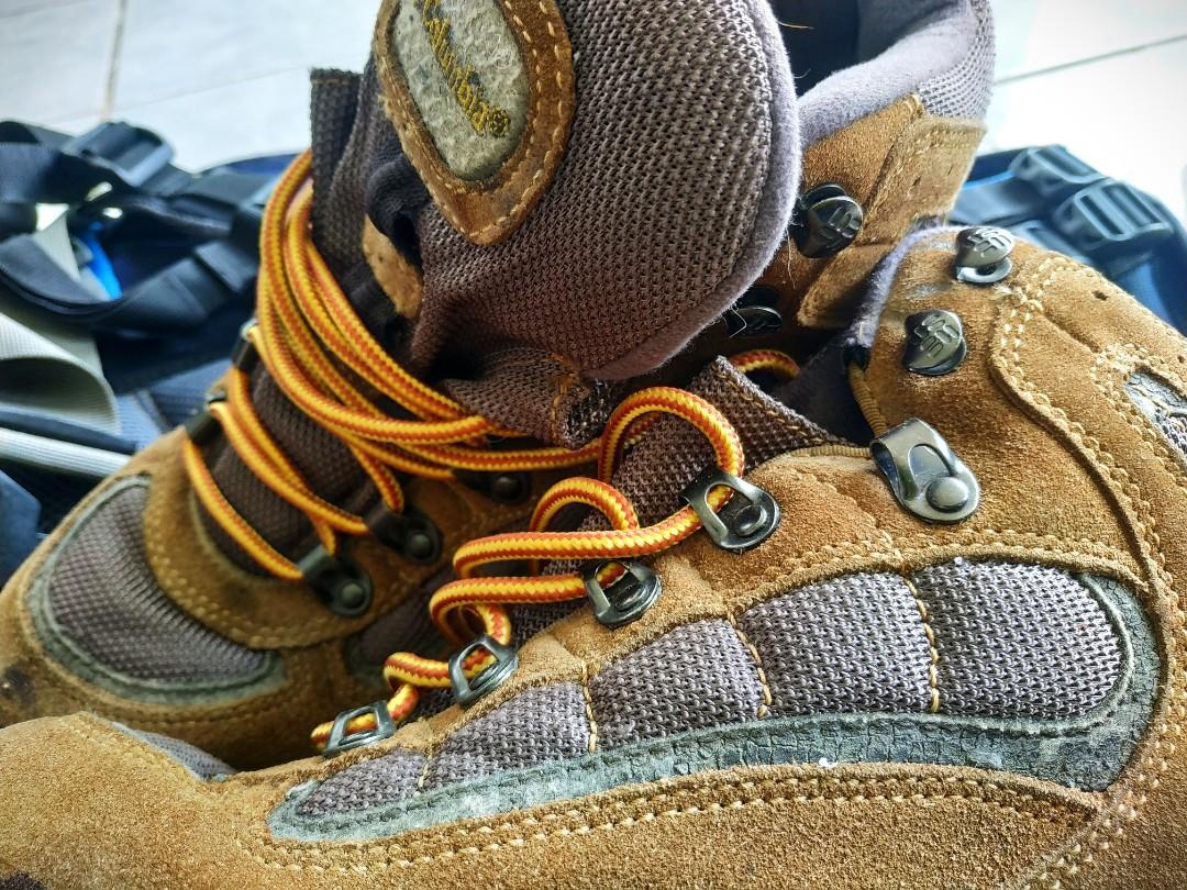 Kasut hotsell hiking timberland