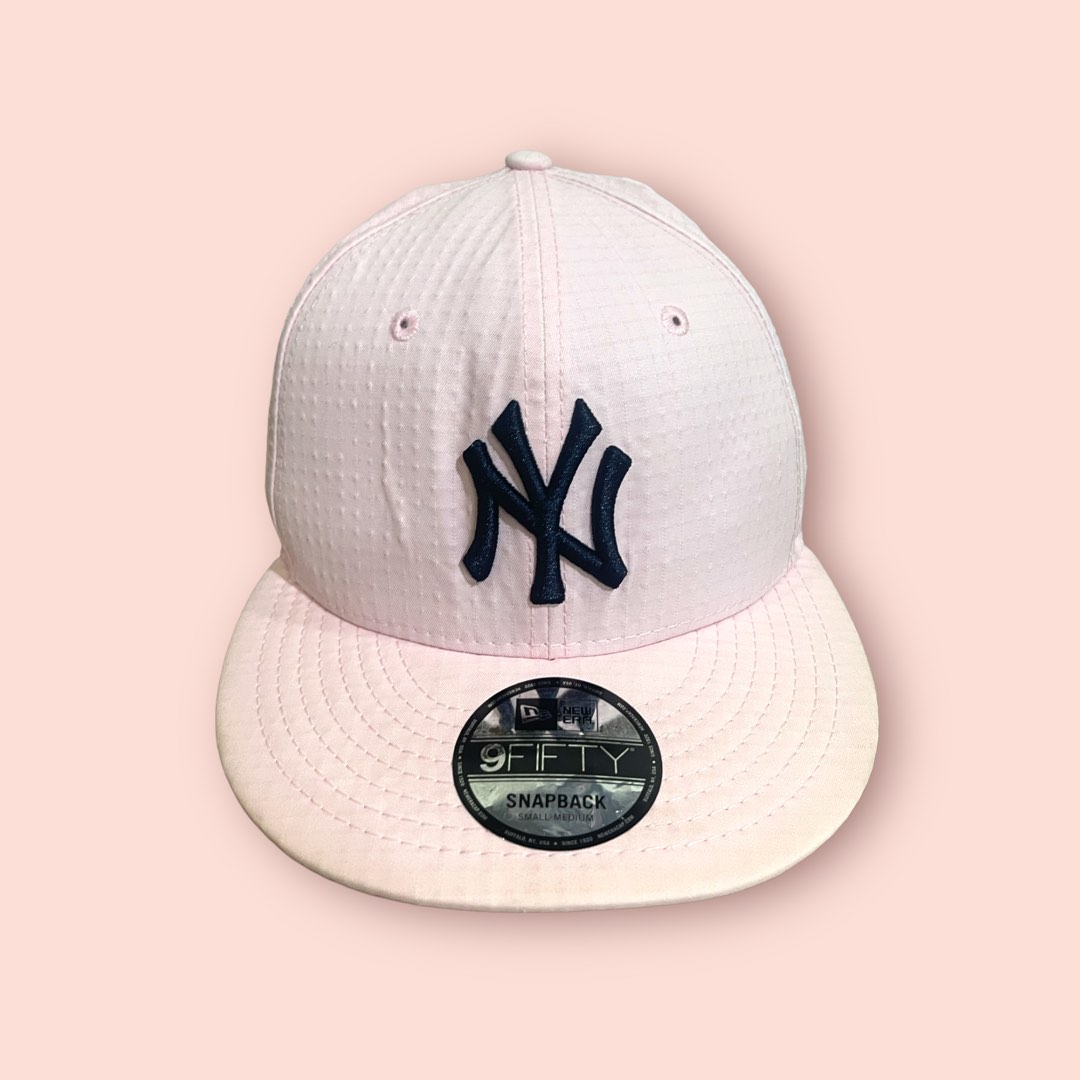 eenzaam geloof Geboorte geven LIMITED EDITION New Era MLB New York Yankees 9FORTY Cap, Men's Fashion,  Watches & Accessories, Caps & Hats on Carousell