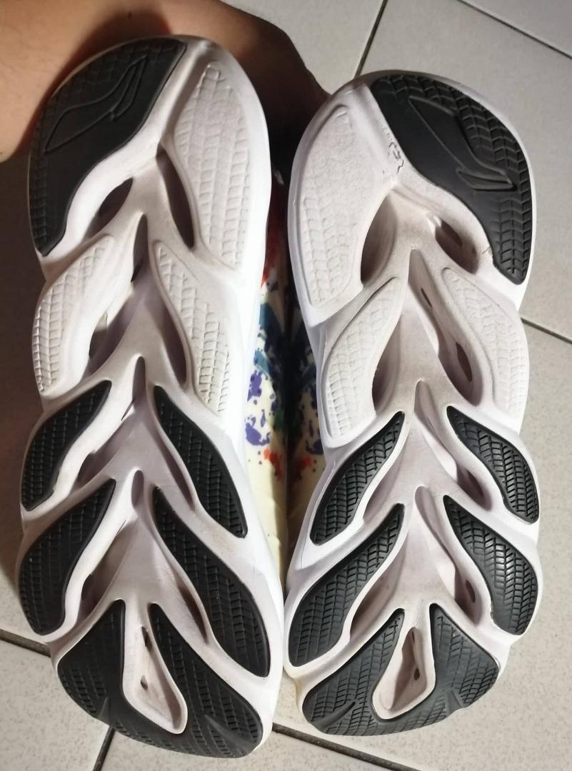 Lining arc sales cushion running shoes