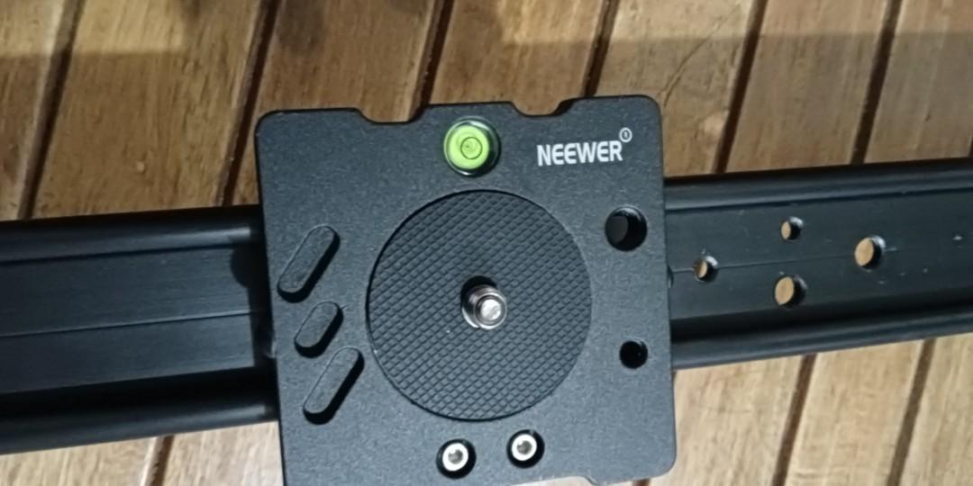 Neewer Camera Slider (Category: Video Cameras) located in Cauayan City . Submitted by jiordz_elcino (Listing ID 1189133117, Image 1). Description: for sale Neewer Camera Slider, very good condition very sturdy no shakes just put in a level surface...