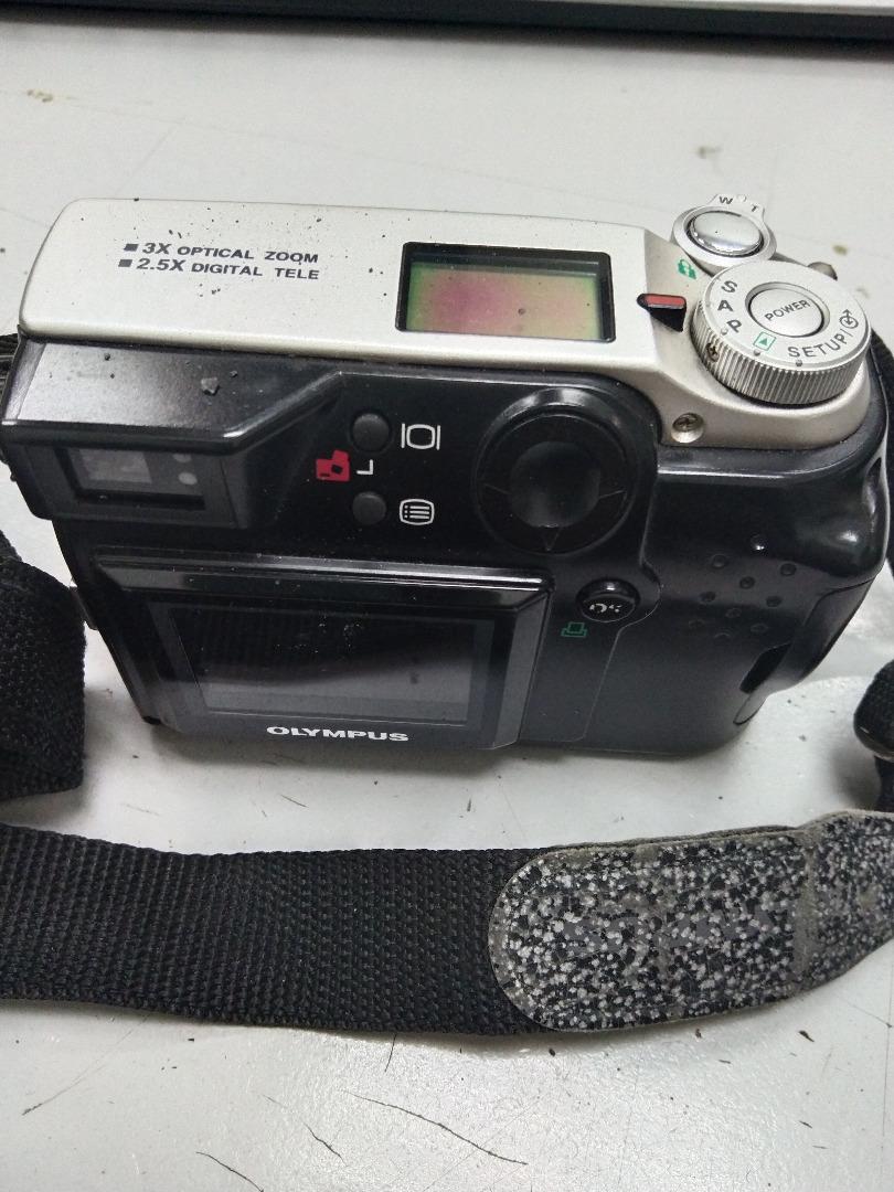 Olympus Camera (Category: Cameras) located in Kuala Lumpur. Submitted by hooibs_oki (Listing ID 1189074921, Image 3). Description: Olympus Camera C-2000 Z 2.1 Mega Pixel Came with 8mega byte memory card Came with 4 pcs AA size Battery, Came with bag carrier case .