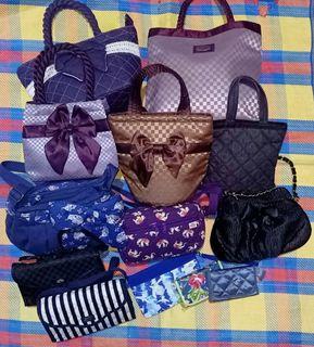 Naraya Travel Bag (M Size), Luxury, Bags & Wallets on Carousell