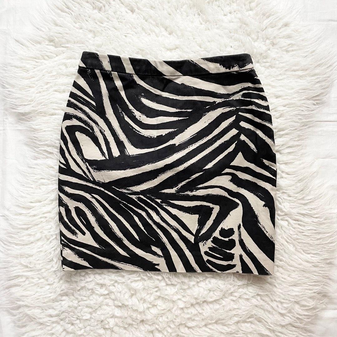 H&m deals zebra skirt
