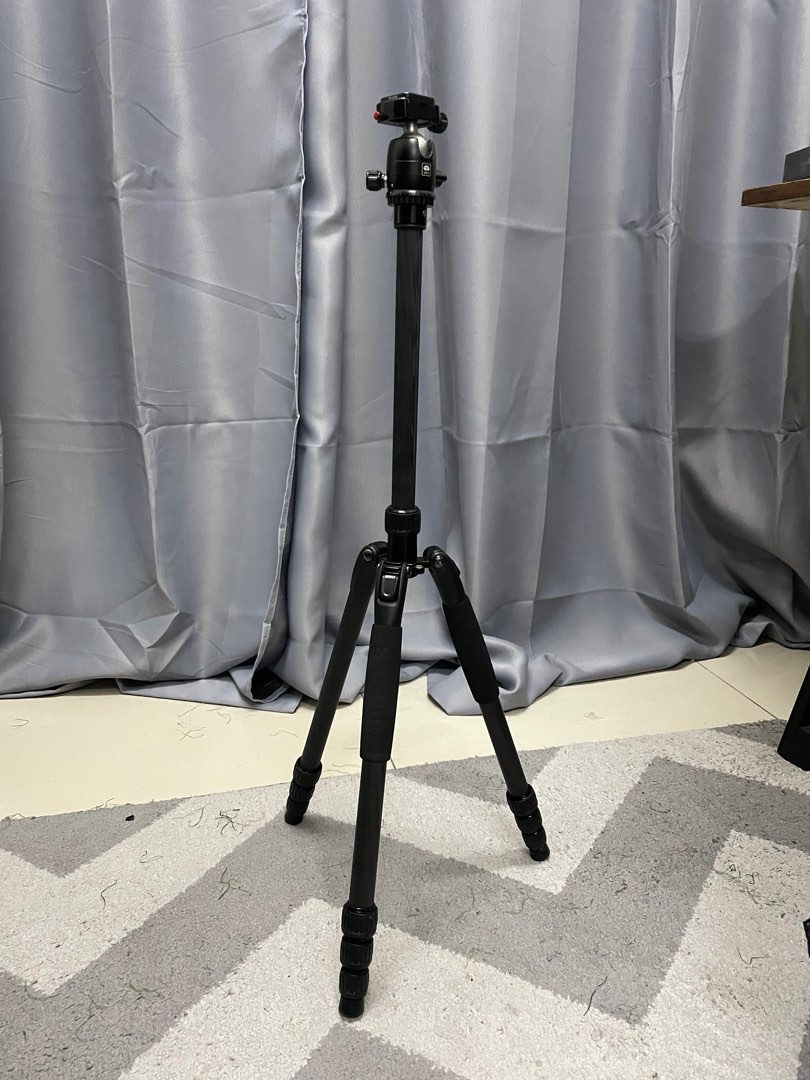 Sirui Carbon Fibre Tripod, Photography, Photography Accessories