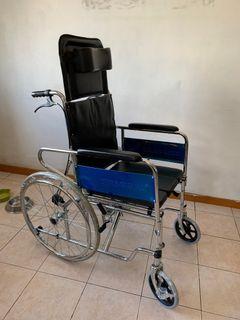 RECLINED WHEELCHAIR WITH COMOD