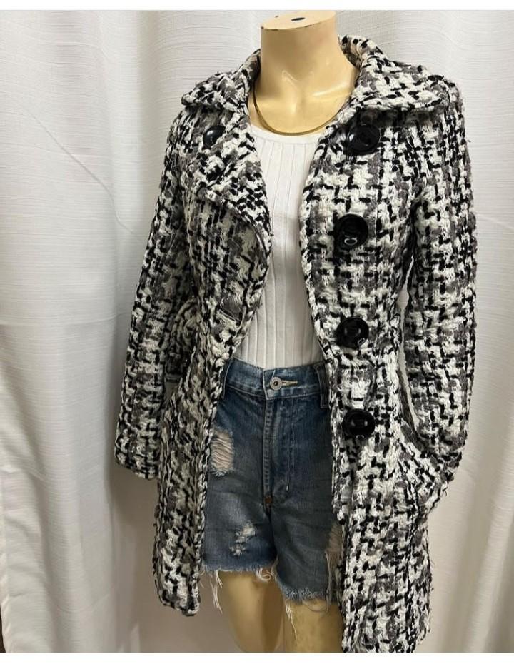 Tweed Coat, Women's Fashion, Coats, Jackets and Outerwear on Carousell