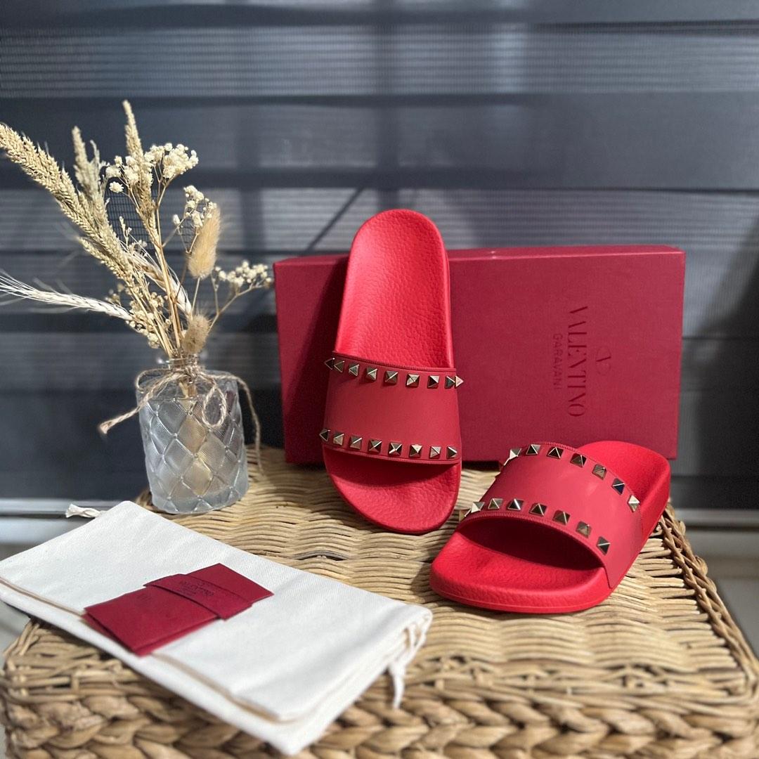 Valentino rockstud slides pink outlet