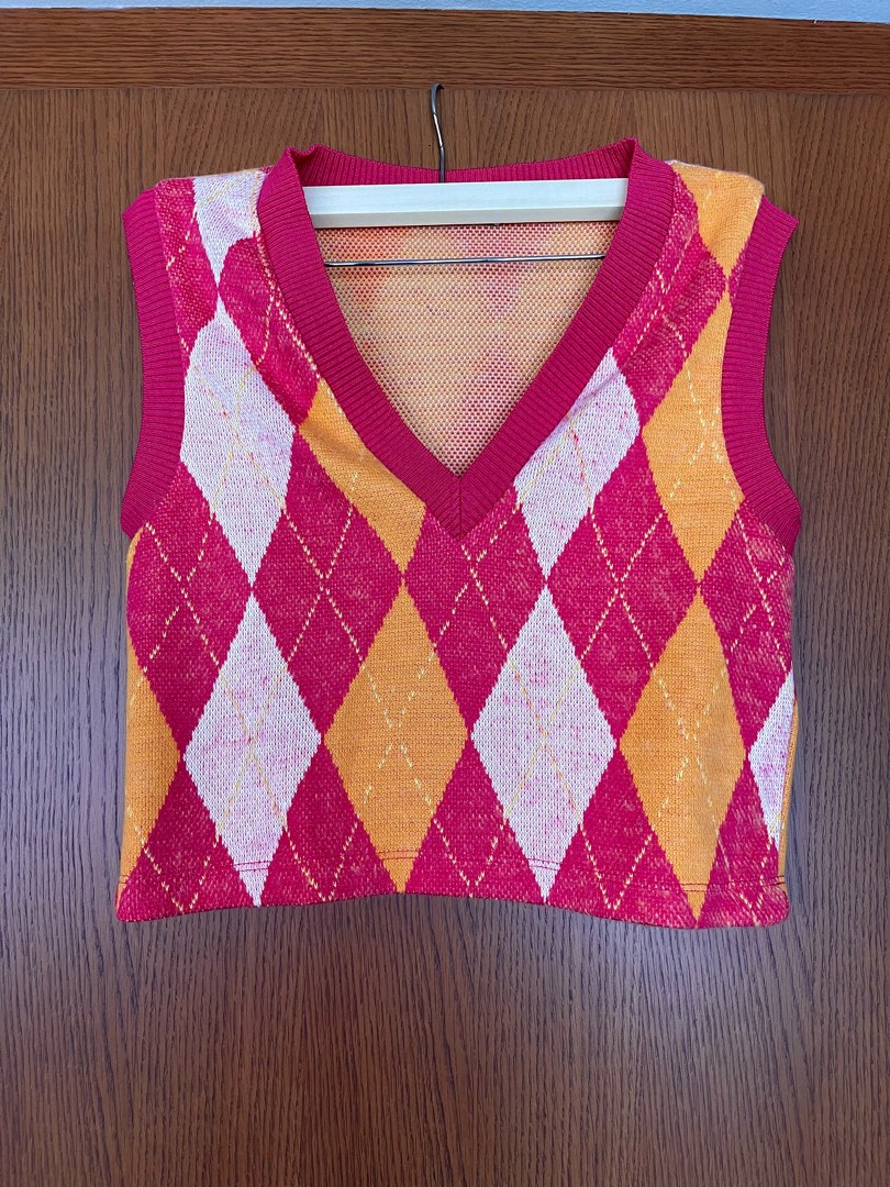 pink sweater vest zara