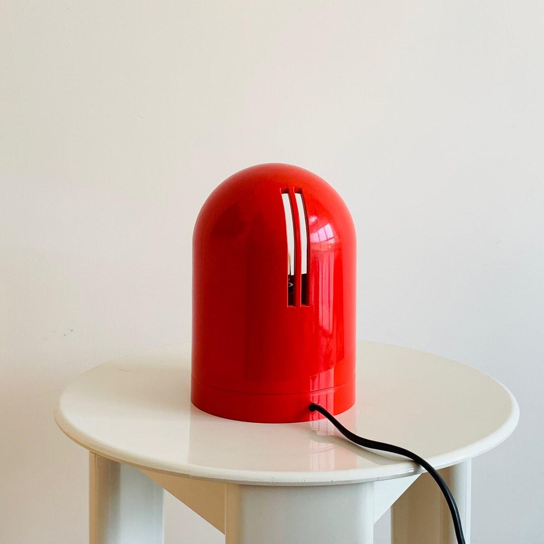 1970s vintage Italian design, retro red rotatable table lamp by