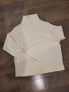 Aritzia Wilfred cyprie sweater