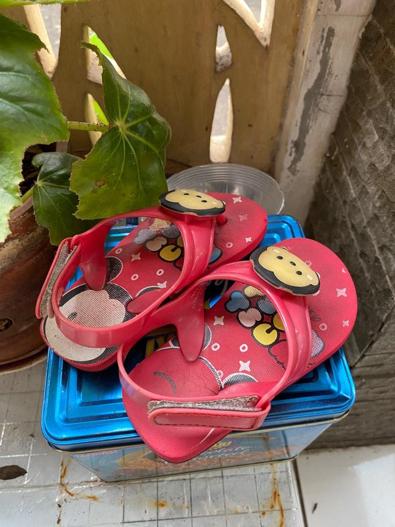 Sandal sales tsum tsum