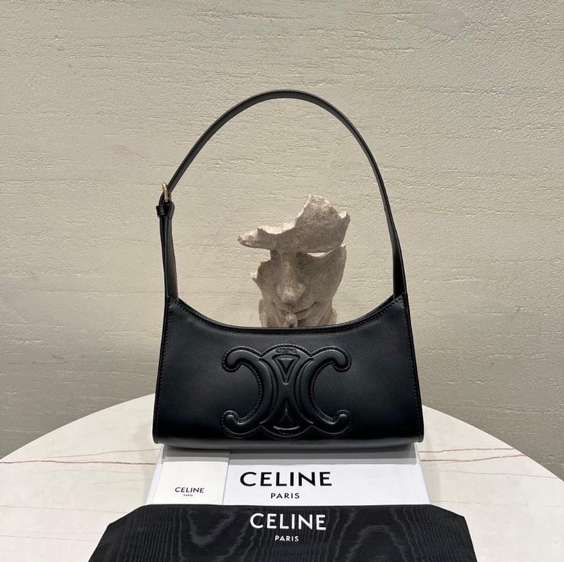 Authentic Celine Small Bucket Cuir Triomphe in Smooth Calfskin Black,  Luxury, Bags & Wallets on Carousell