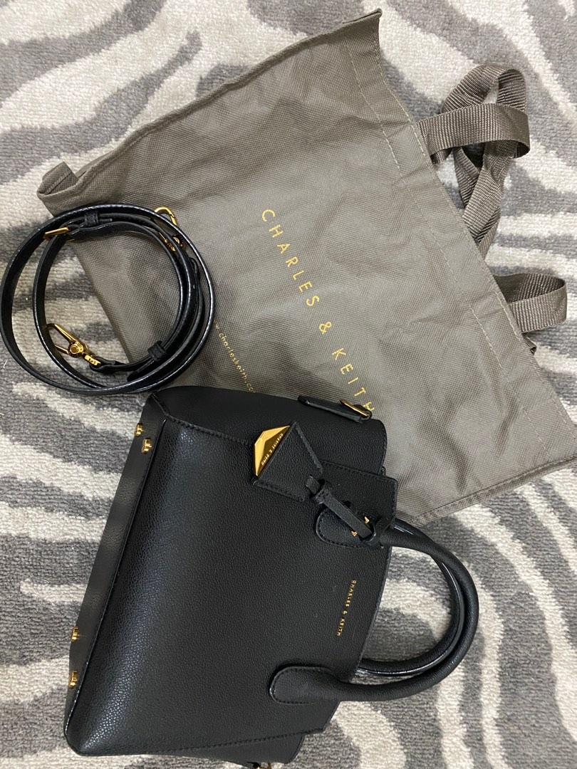 Top handle hot sale trapeze bag