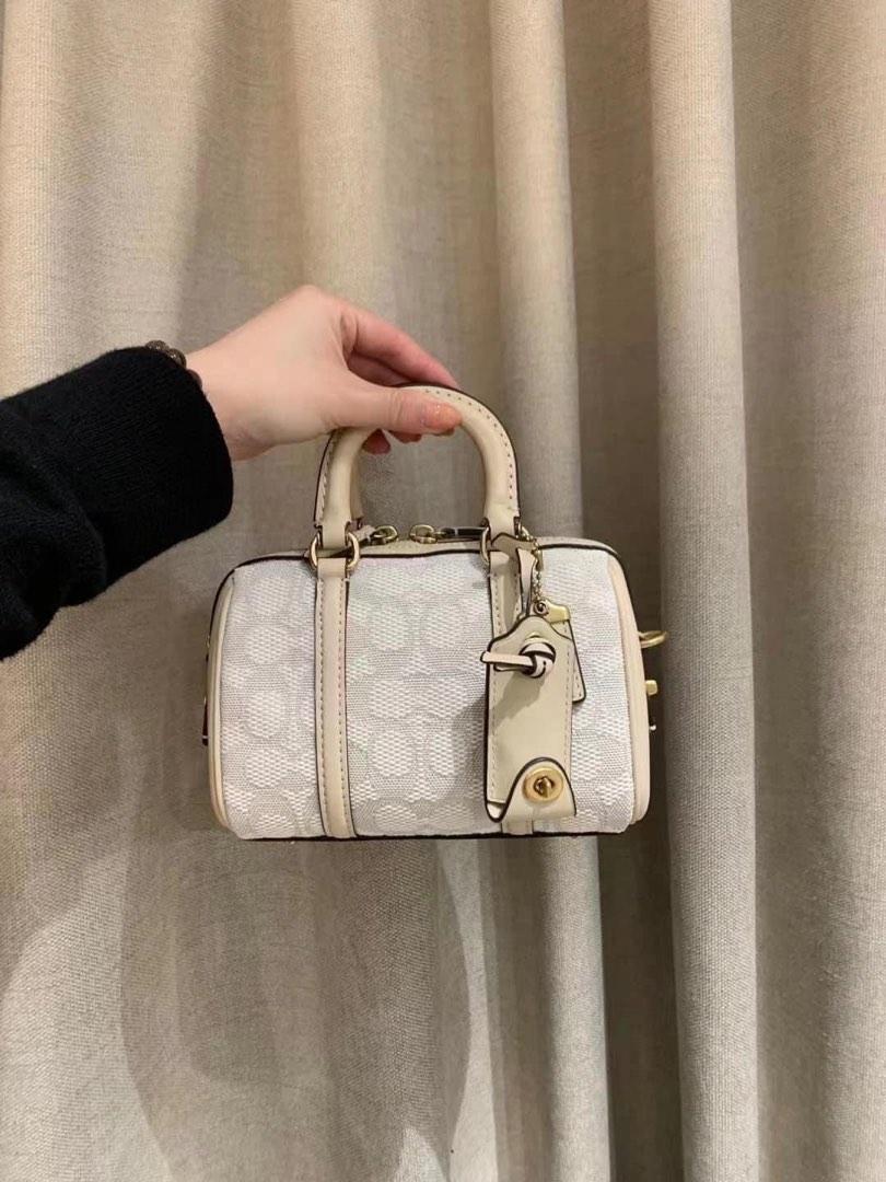 Coach Small Ruby (Category: Luxury Bags & Wallets) located in Rizal. Submitted by onlinedepotwholesale2nd (Listing ID 1189156992, Image 3). Description: Coach Small Ruby size: 7” (L) x 4 3/4” (H) x 4 1/4” (W) 2600.