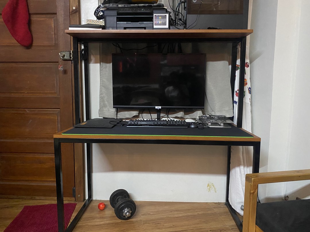 Computer Table, Furniture & Home Living, Office Furniture & Fixtures on ...