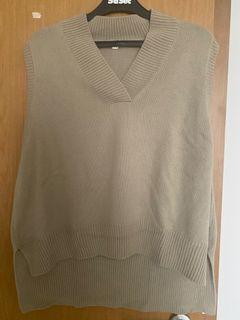 Cream Knit Vest