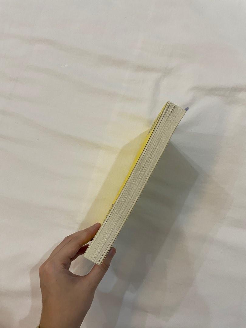 Daddy by Emma Cline (Category: Storybooks) located in Silang. Submitted by biancaahdlg (Listing ID 1189303859, Image 3). Description: No annotations VGC Rfs: DNF, not into short stories.