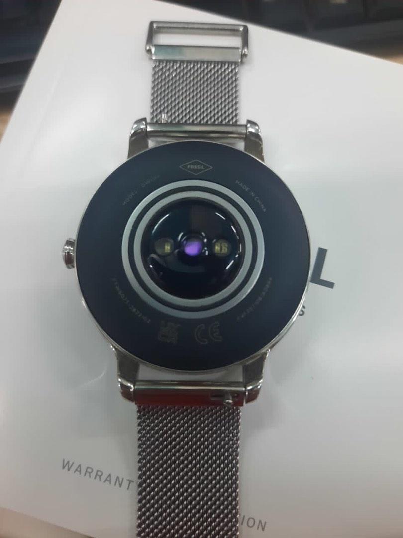 Fossil gen 5e smartwatch under warranty until july 2023, Men's Fashion