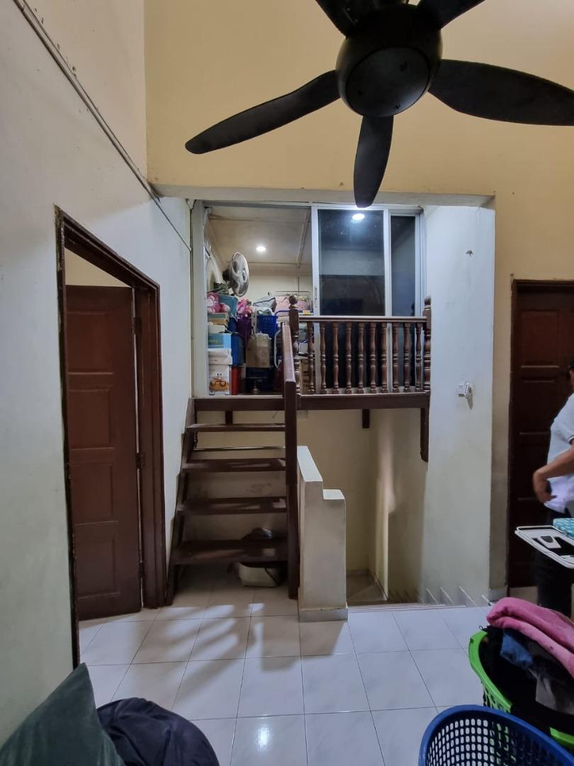 Fully Renovated Double Storey House, Jalan Tepuan, Section 8, Shah Alam