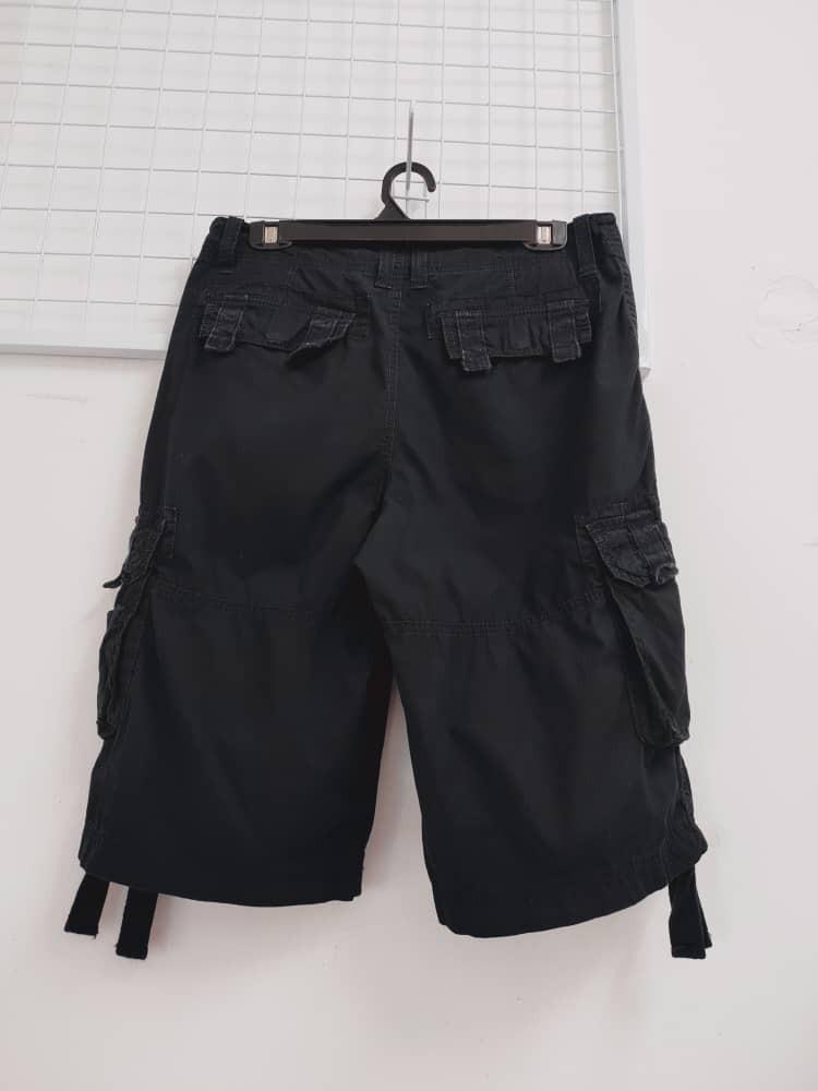 HELIX CARGO SHORT PANTS Men s Fashion Bottoms Shorts on Carousell