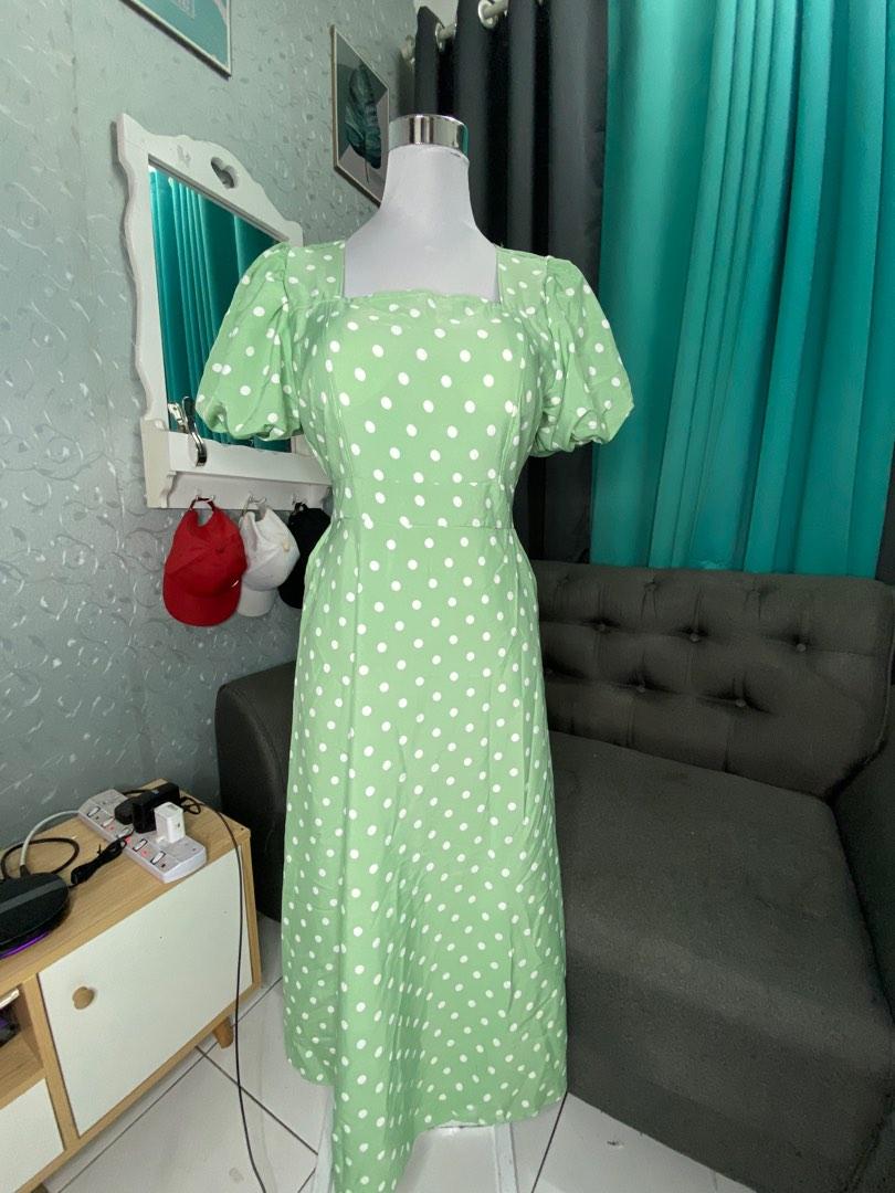 Light green polka dot dress 2025