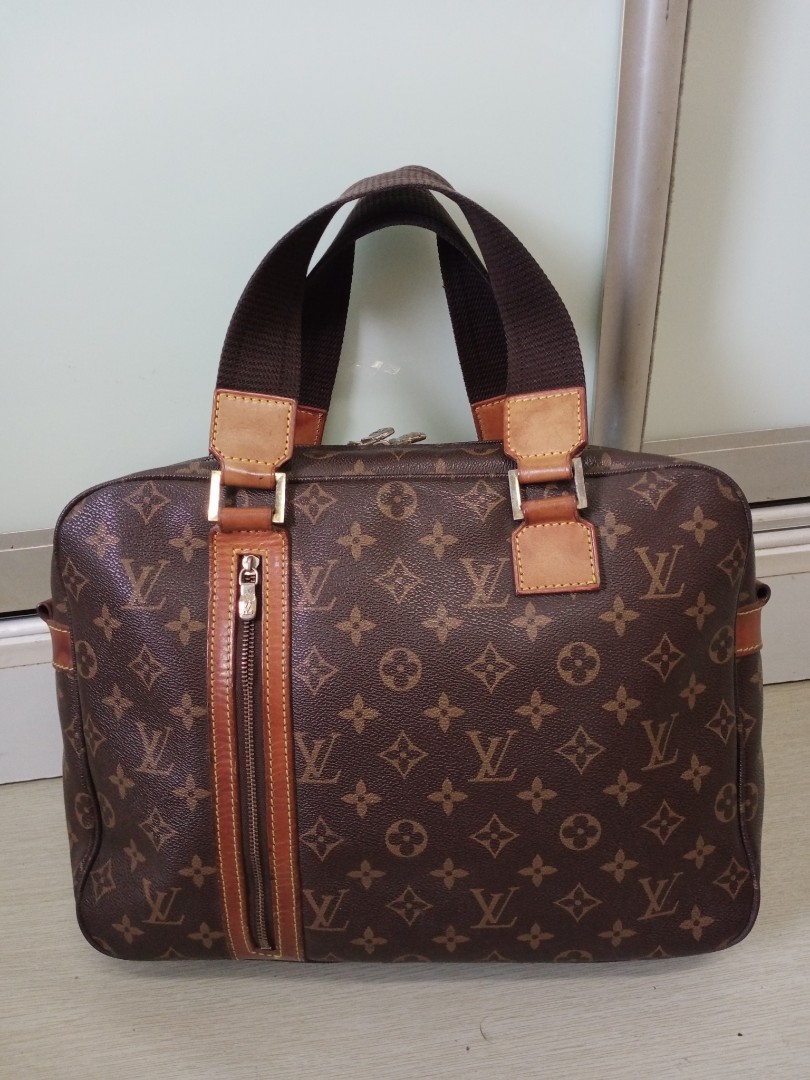 Louis Vuitton Monogram Sac Bosphore Messenger Bag  Yoogis Closet