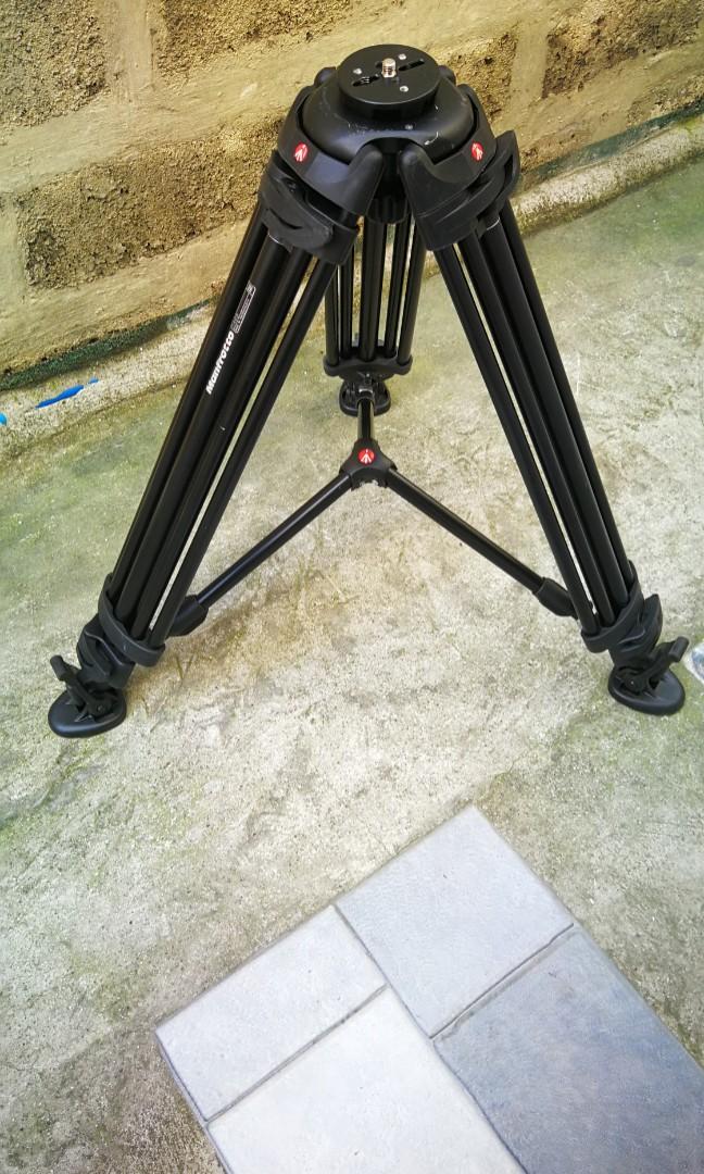 SONY, CANON NIKON DSLR MANFROTTO 546B PROFESSIONAL CAMERA TRIPOD AUTHENTIC MADE IN ITALY