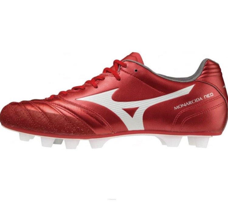 Mizuno soccer shoe clearance