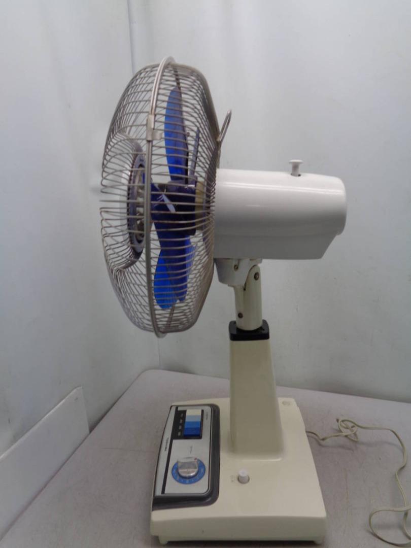 MK2389 TOSHIBA H-30P26 立式風扇, 家庭電器, 其他家庭電器 - Carousell