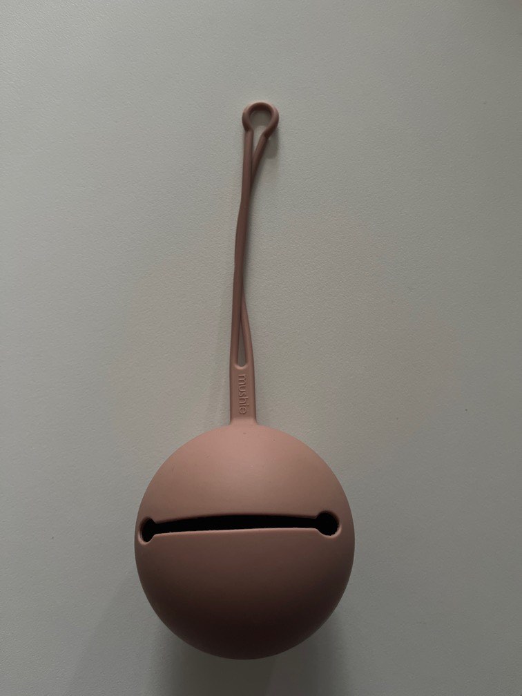Mushie Pacifier holder, Babies & Kids, Nursing & Feeding, Soothers & Pacifiers on Carousell