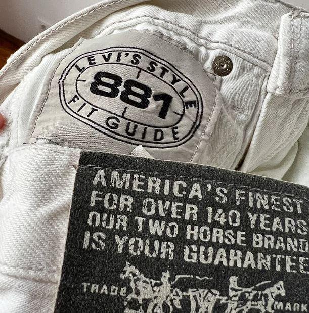 New Old Stock Vintage LEVIS 881 High Waist White