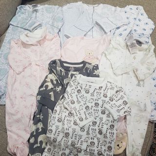 (Category: ) located in . Submitted by hiddenpreloved (Listing ID 1189288646, Image 1). Description: .