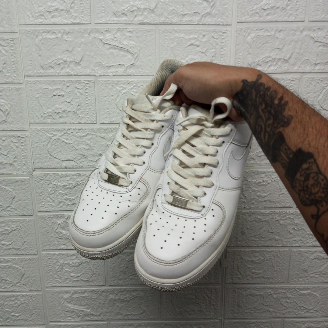 harga af1 triple white